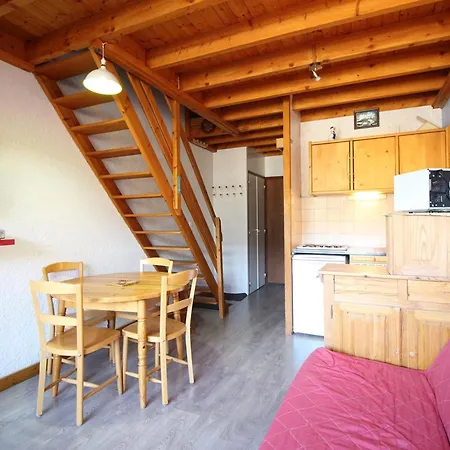 Appartement Mont-dore, 2 Pièces, 5 Personnes - Fr-1-415-81 *